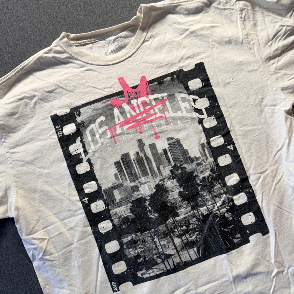 Return To Sender Los Angeles Film Strip Graphic T-Shirt XXL Cream Pink Graffiti